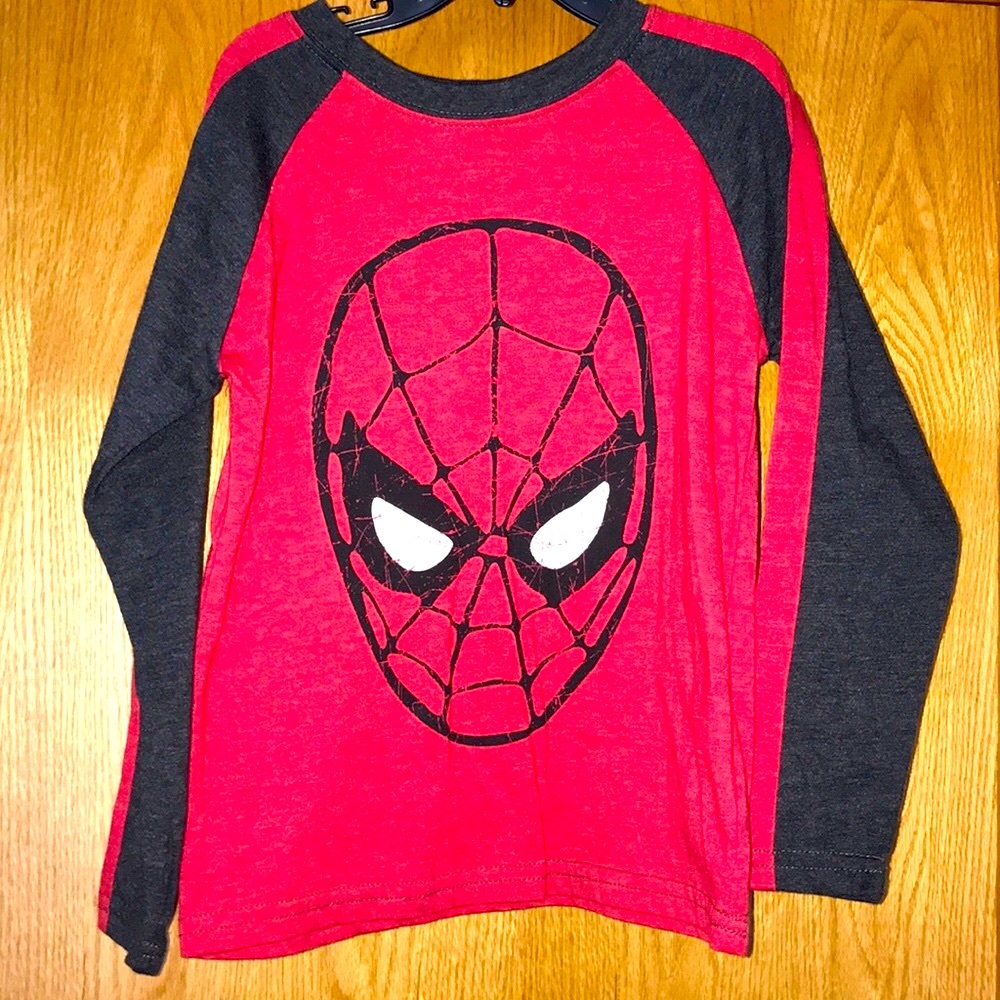 New boy’s Spider-Man LS tee shirt S red black